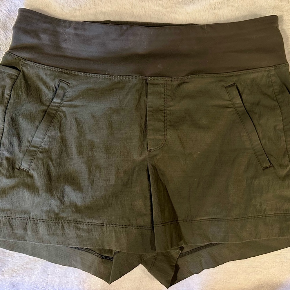 Athleta High Waist Green Shorts